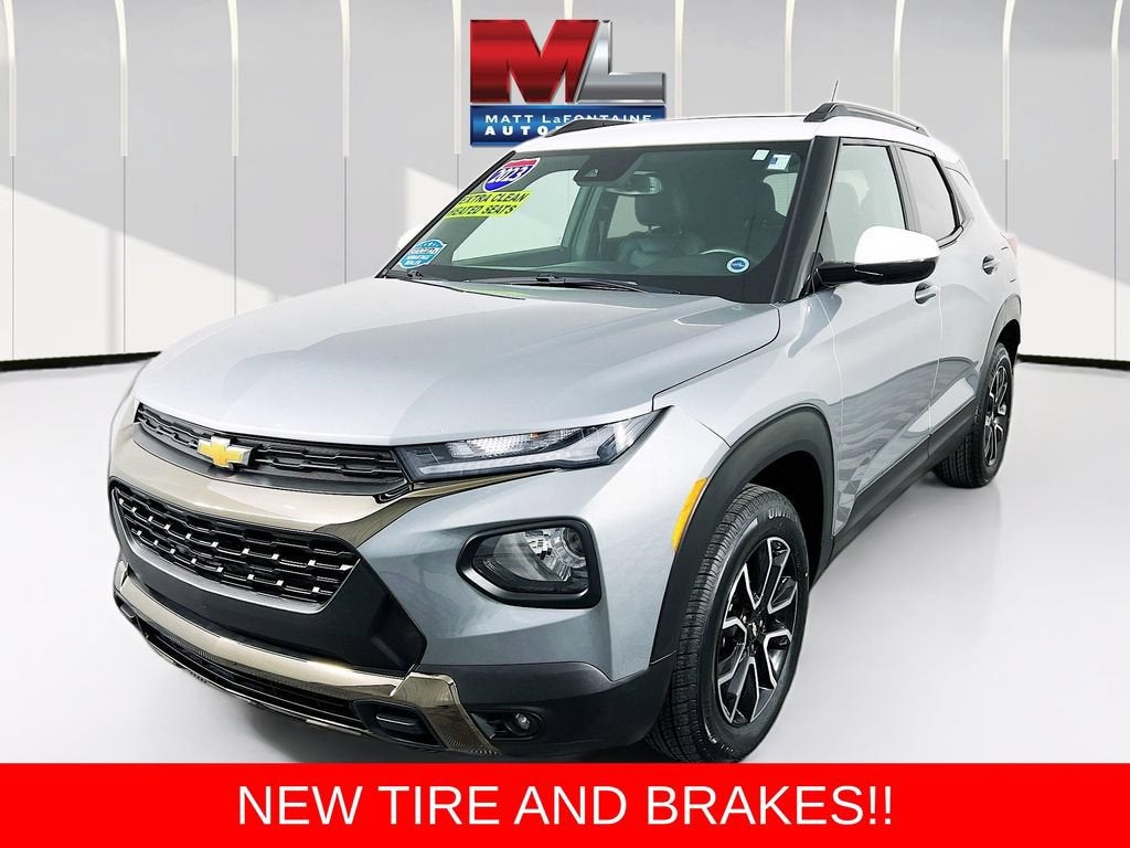 2023 Chevrolet Trailblazer ACTIV in Sterling Gray Metallic — front three-quarter view